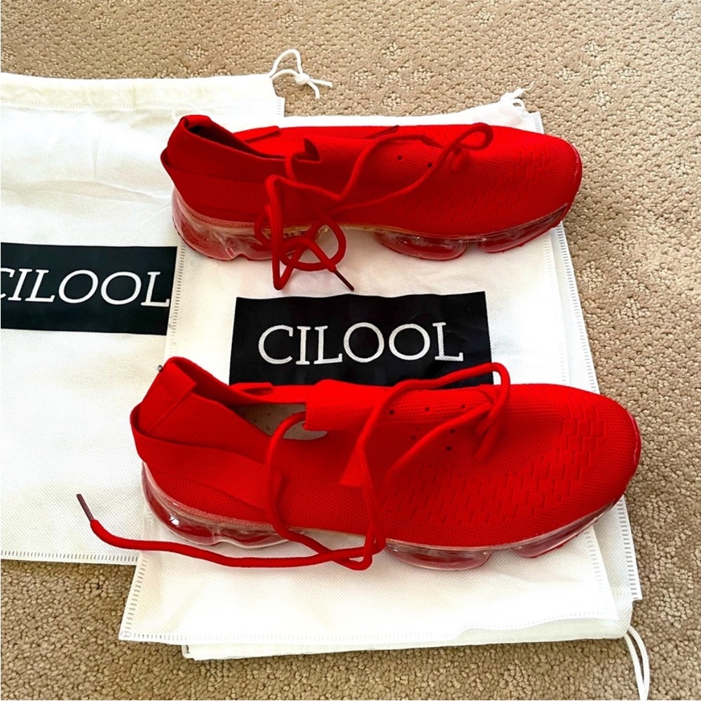 BUNDLE OF FOUR (4) PAIRS CILOOL SNEAKERS SIZE 7 — DETAILS IN LISTING